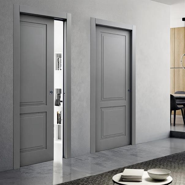 DRVENA SOBNA VRATA GUSINJE